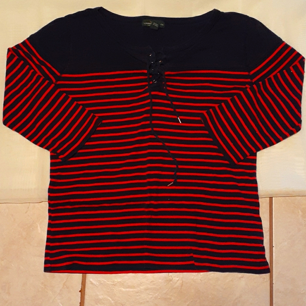 Women's three quarter sleeve t-shirt